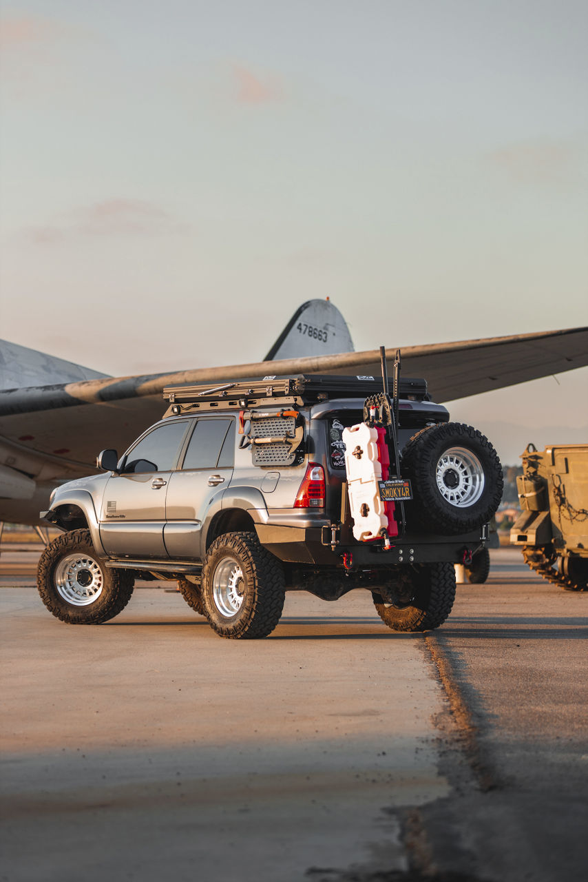 2018 Toyota 4Runner - Black Rhino ALISO - Silver | Wheel Pros